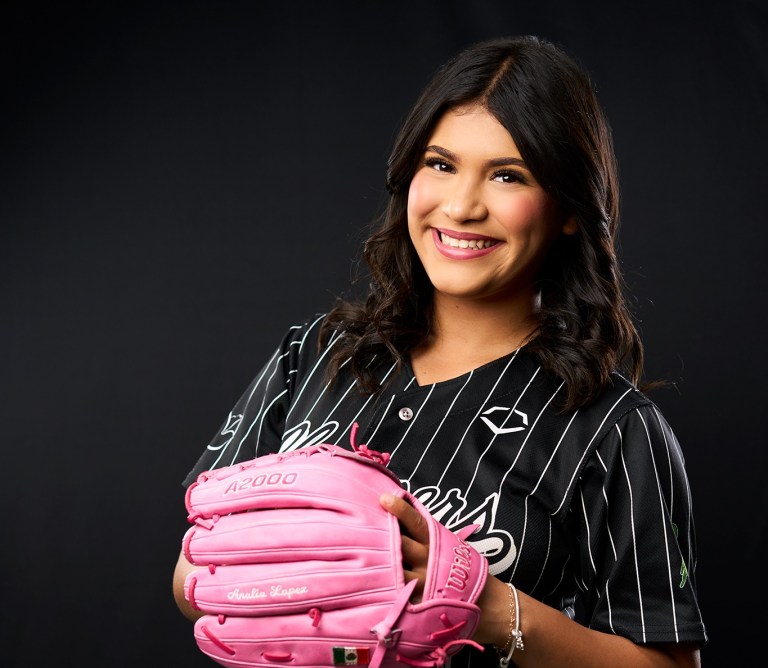 Analia Lopez