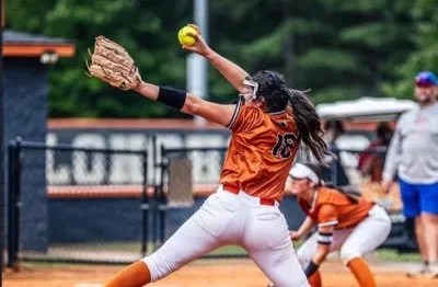 Dual-Threat 2027 Lyla Morici Values Team Chemistry