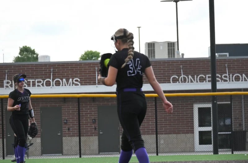 2030 Pitchers Commanding The Circle In Big Games